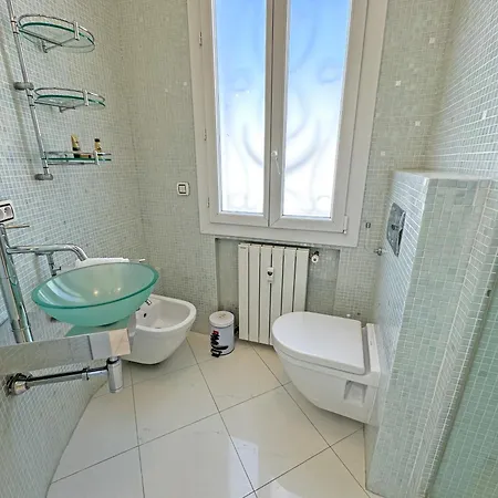 Sea Front Penthouse Cote D Azur * ニース