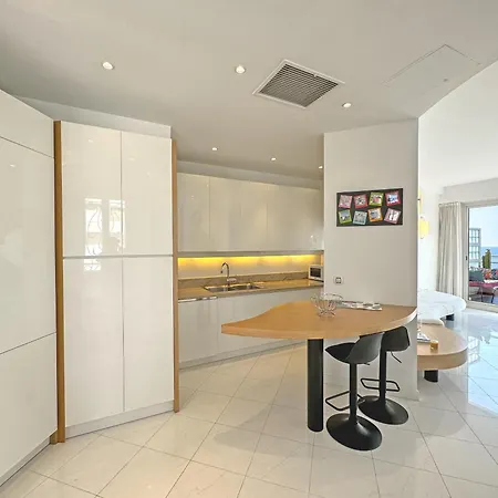 公寓 Sea Front Penthouse Cote D Azur