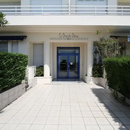 Sea Front Penthouse Cote D Azur 尼斯