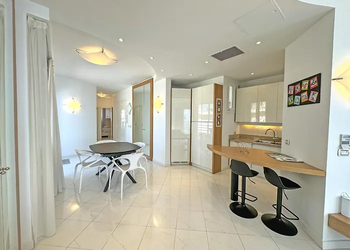 Sea Front Penthouse Cote D Azur *