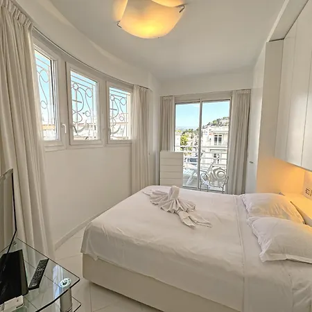 Lejlighed Sea Front Penthouse Cote D Azur *