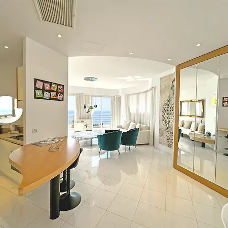 Sea Front Penthouse Cote D Azur Lejlighed