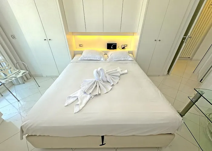 Sea Front Penthouse Cote D Azur Ницца