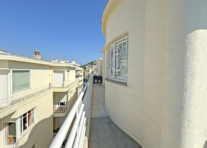 Апартаменты Sea Front Penthouse Cote D Azur Ницца